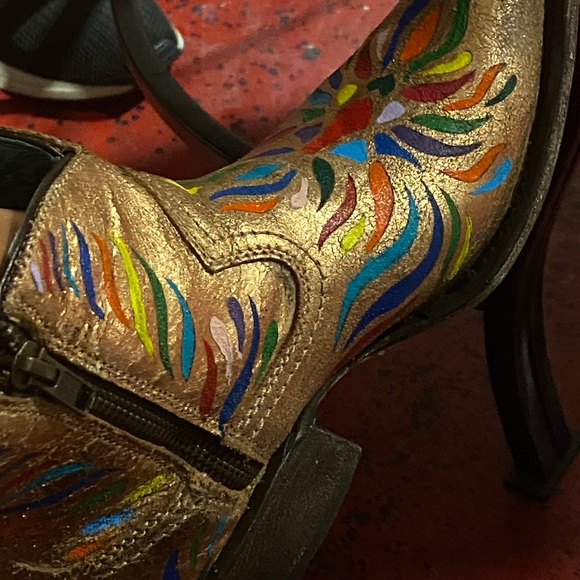 Corral Gold Genuine Leather Laser Hand Painted Cowboy Boots. FREE SHIPPING - Picture 10 of 13